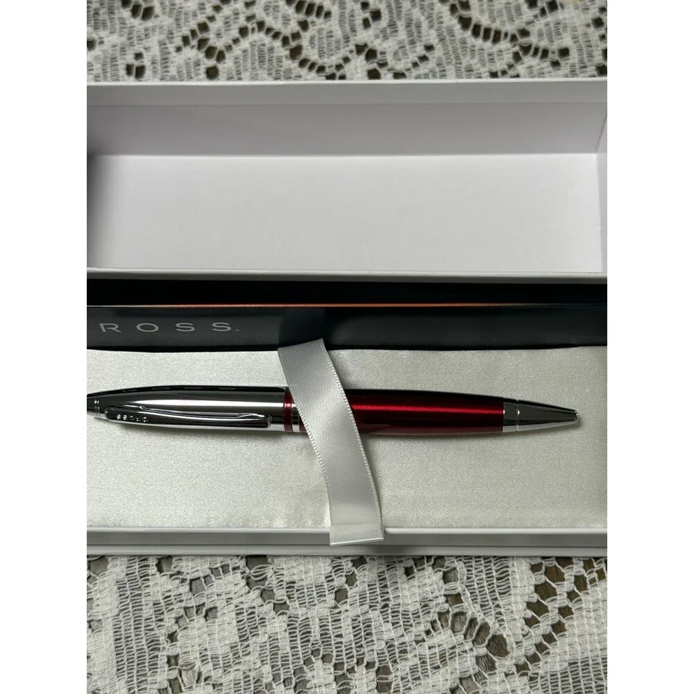 Cross apogee red